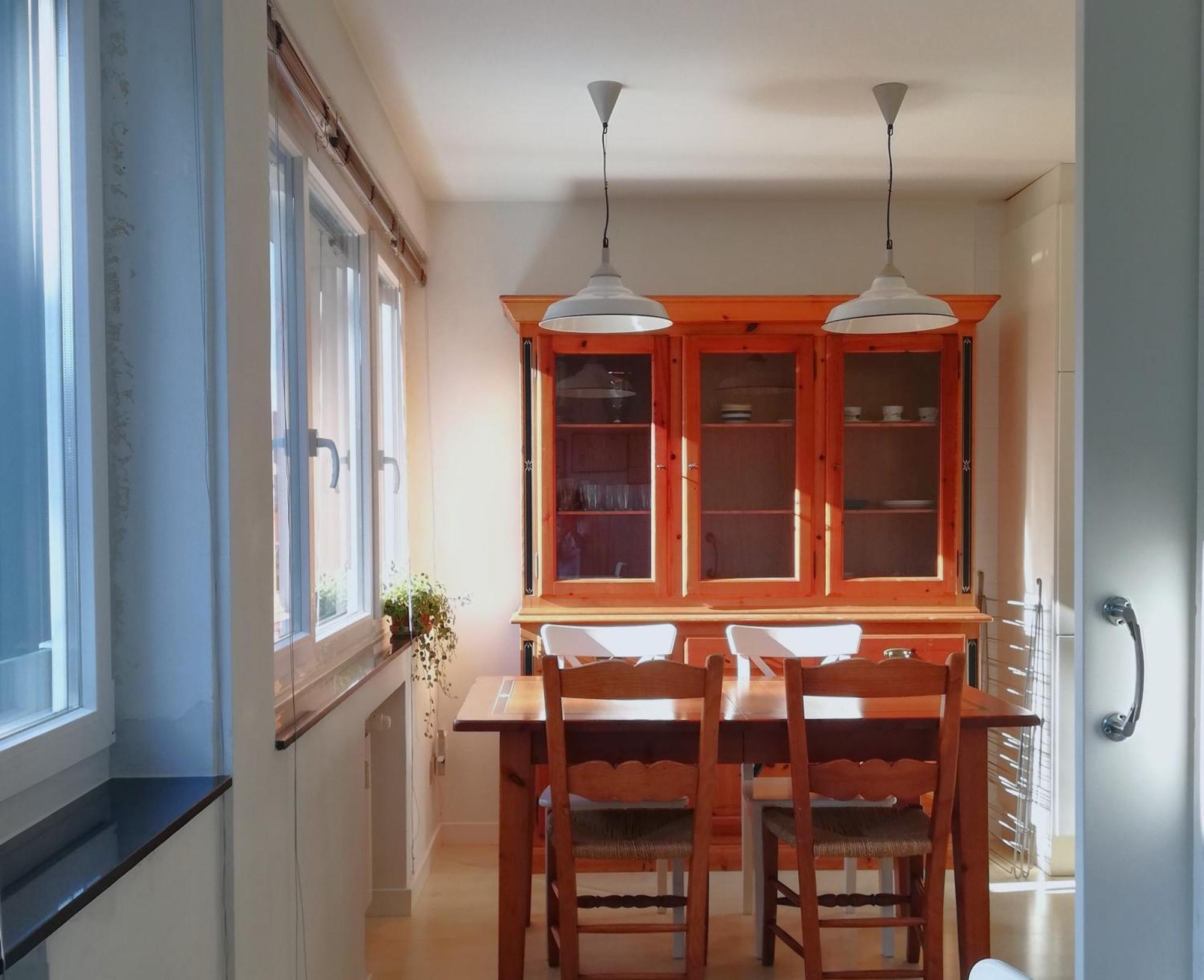 Surf And Art Apartment Parking Gratuito Овиедо Екстериор снимка